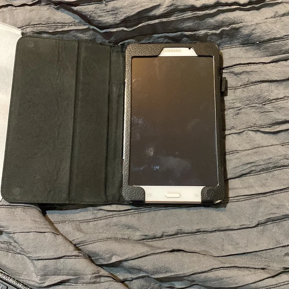 🎉NEW ARRIVAL 🎉Samsung Galaxy tab 4 WiFi/NETWORK [1inSTOCK]